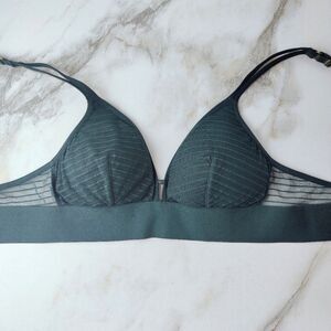 EUC Lively Dark Green Striped Mesh Lined Wireless Bra Bralette, Sz S